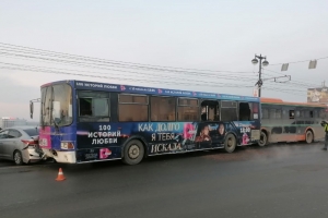 Количество пострадавших пассажиров автобусов в ДТП на Комсомольском мосту увеличилось до 11