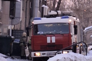 В Омске горел суши-бар на Красном пути