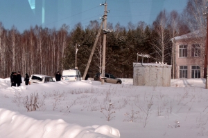 В Омской области из школы эвакуировали учеников из-за коробки с ангелом и проводами