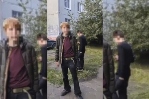 «Показывали пятую точку, ранили глаз»: омичи сообщили о подростках, которые беспричинно напали на мужчину