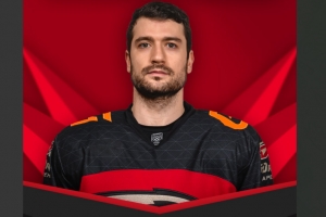 Стала известна зарплата Фьоре, с которым омский «Авангард» продлил контракт