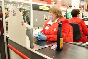 Запрет ввели, но штрафов пока нет: с 1 сентября в Омской области будут действовать новые ограничения по продаже энергетиков