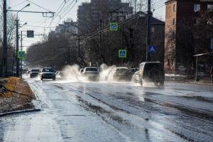 В Омской области больше половины дорог оказались некачественными - исследование