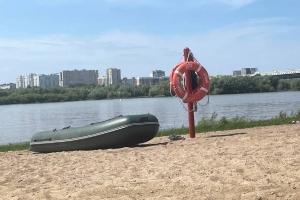 Матросы ушли, фонтаны не работают: общественные пляжи Омска завершают сезон 