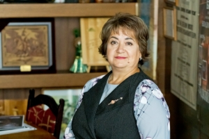 Бывший директор омского музтеатра Нэлли Бут вернулась руководить центром народного творчества