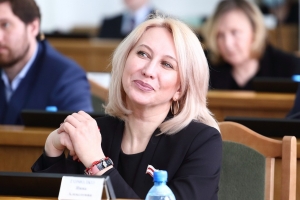 Омский депутат Инна Гомолко, которую судят по статье о мошенничестве, сменила фамилию