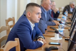 «Новые люди» добиваются реальной связи для омичей