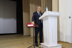 Сергей Степанов переизбран главой Оконешниковского района