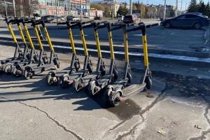 В Омске в два раза выросло число ДТП с электросамокатами - итоги сезона подвели в ГИБДД