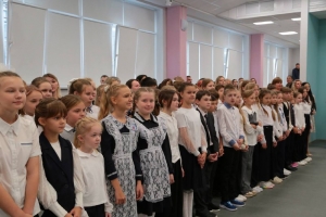 Мэр Омска Сергей Шелест сообщил в телеграме о завершении капремонта школы №82