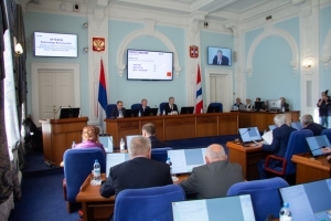 Депутаты Заксобрания утвердили стипендии имени Варнавского пяти студентам ОмГТУ