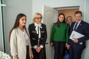 Депутаты посетили центр соцпомощи семьям и детям