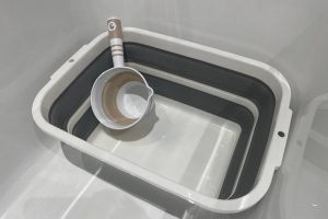 «Весной его чествовали, а сейчас он больше месяца не может помыться» — без горячей воды в Омске остался дом, где живет почетный гражданин и участник ВОВ