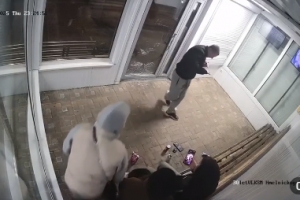 Остановка «Парк 30 лет ВЛКСМ» в Омске закрыта после ночного погрома