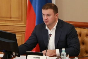 Губернатор Хоценко обсудил проблемы долевого строительства в Омской области