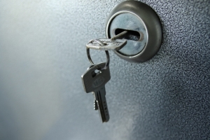 Назван топ регионов, где покупают квартиры омичи