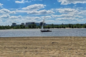 В Омске снова хотят продать Пиратский остров и яхт-клуб