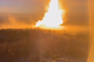 «Руки до сих пор трясутся, взрыв был сильный»: жительница поселка Ростовка рассказала о пожаре