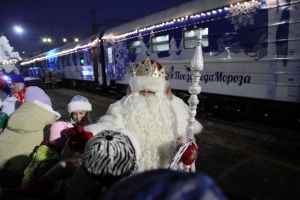 В Омске открылась продажа билетов на посещение поезда Деда Мороза - их вновь раскупили за считаные минуты