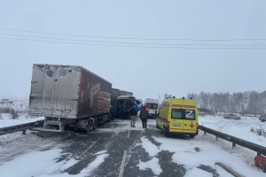 Минздрав сообщил о состоянии пострадавших в ДТП на трассе Омск-Тюмень