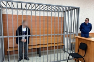 Омского подростка отправили на 6 лет в колонию за нападение на таксистку