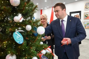 Виталий Хоценко присоединился к благотворительной акции «Елка желаний»