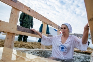 В Омске у крещенских купелей будут дежурить медики 