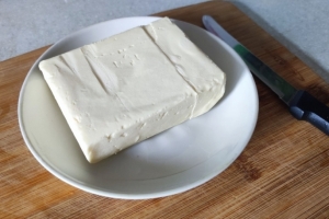 В Омск не пустили опасное сливочное масло