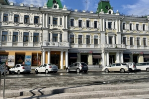 В Омске выставят на продажу часть старинной гостиницы «Россия»