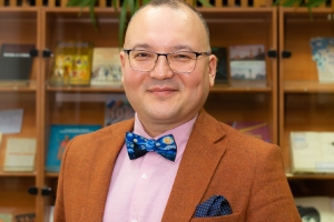 «Кетчуп, майонез - знаю, а что такое итемитем?»: как иностранцы слышат русскую беглую речь - рассказывает завкафедрой РКИ Евгений Виданов