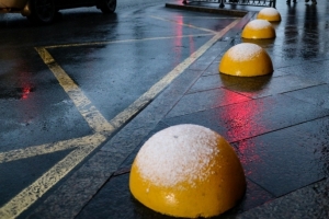 В центре Омска запретят парковку на Краснофлотской