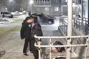 Молодой омич во время конфликта достал газовый баллончик, но сам же от него пострадал