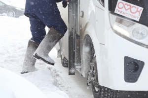 «Колеса отвалились»: в Омской области у рейсового автобуса случилась поломка перед въездом в город