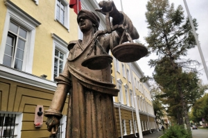 Омский суд отправил иностранца в колонию за незаконное пересечение границы