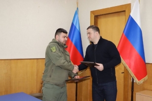 По инициативе Хоценко 86 омичей удостоены медали «За участие в СВО»