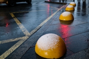 Власти Омска думают о введении платной парковки на Ленина