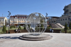 Омские активисты формируют новую зеленую зону в центре города