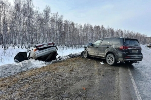 В страшной аварии на омской трассе погибли два человека