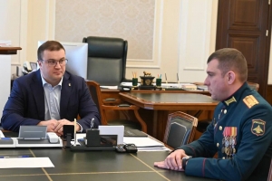 Виталий Хоценко обсудил с Кириллом Лесковым итоги стажировки в рамках программы «Время героев»