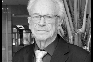 Скончался основатель гуманитарного факультета в омском политехе Владилен Бернацкий