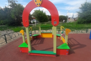 Игровой комплекс и качели: в омский сквер Пономаренко вернут детскую площадку