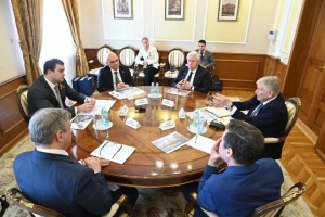 Губернатор Хоценко и академик Пармон обсудили научные проекты Омской области