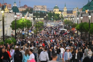 Омск может продлить проект «Пешеходный Любинский» - губернатор запустил голосование