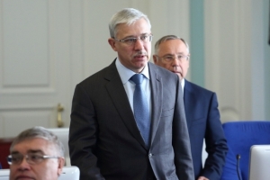 После 24 лет руководства Константин Полежаев покинул пост главврача Омской областной больницы