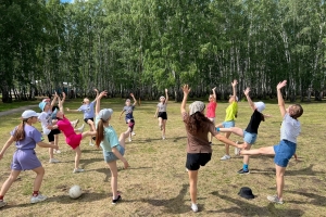 В детских лагерях Омска за лето отдохнут около пяти тысяч детей