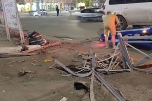 В Омске пьяный водитель иномарки сбил мотоциклиста
