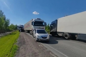 Водитель фуры погиб в аварии на омской трассе смерти 