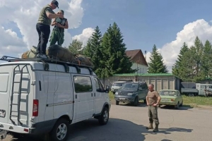 Омские авиаспасатели отправились тушить пожар в Тарском районе