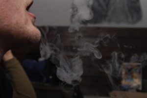 Омская область введет полный запрет на розничную продажу вейпов и жидкостей