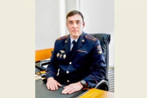 Суд ужесточил приговор омскому высокопоставленному полицейскому, который брал взятку во «вьетнамке» 